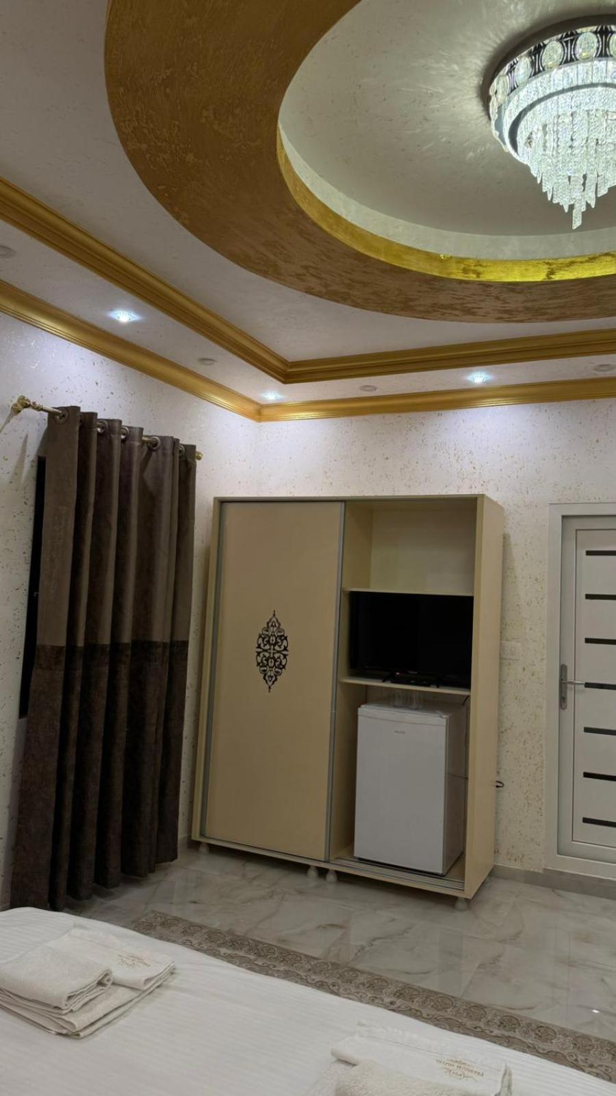 Hotel Premium Priștina Exterior foto